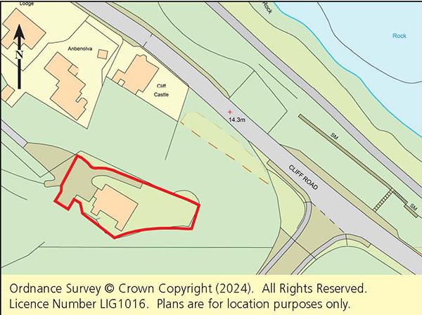 Lot: 139 - DETACHED COMMERCIAL BUILDING WITH SEA VIEWS -